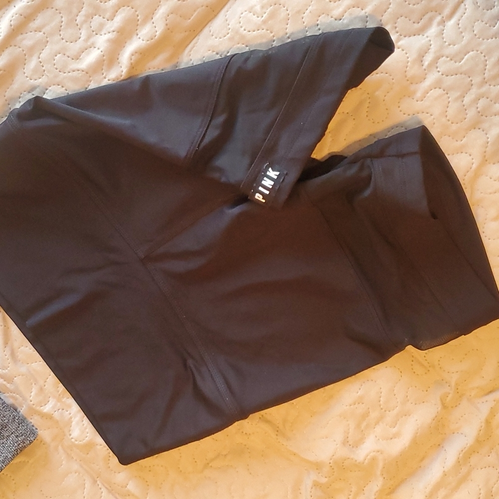 Set - Picture 3 of 7